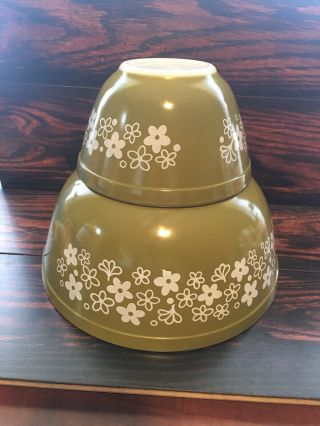 Vintage Pyrex 2 Nesting Bowls Green Spring Blossom/ Crazy Daisy 401 403