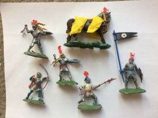 Vintage Britains Swoppet War Of Roses 5 Knights,  Horse,  54mm,  Missing Parts