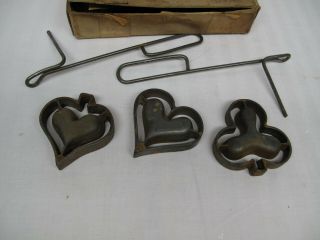 Rare Vintage Wagner Ware Cast Iron Patty & Cake Molds Playing Card Heart Club