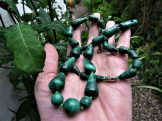 Vintage Natural Green Malachite Polished Carved Bead Necklace Gems