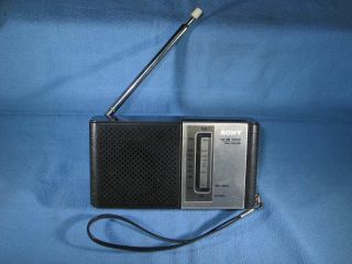 Vintage SONY AM/FM 2 - Band Transistor Radio TFM - 6060W Black 3