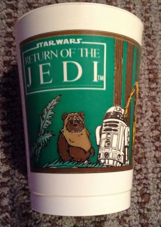 Vintage 1983 Star Wars Return Jedi Pepperidge Farm Plastic Cup C - 3po R2 - D2 Ewok