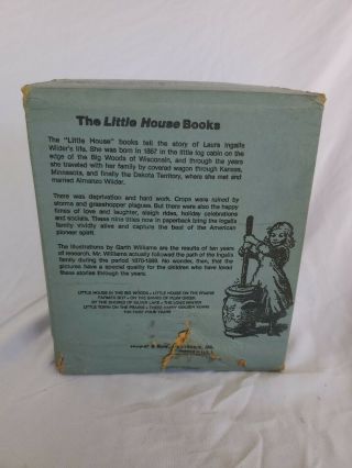 Vintage 1971 Laura Ingalls Wilder LITTLE HOUSE on the Prairie Blue Box Set of 9 3