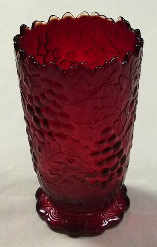 Imperial Ruby Red Vintage Grape Art Glass Celery Vase Serrated Top Marked Ig