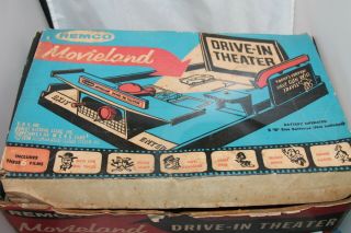 Vintage 1959 Remco Movieland Drive In Theatre Toy No.  303 Car Film