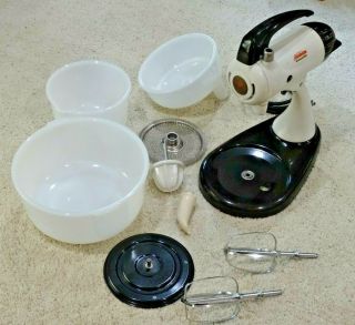 Vtg Sunbeam Mixmaster Model 11 W/ 2 Milk Glass Bowls,  Beaters,  Juicer –