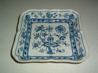 Vintage Meissen Germany Porcelain Blue Onion 7” Square Serving Bowl