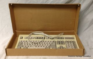 Vintage Keytronics 101WN63S - 38E Mechanical Clicky AT/XT Keyboard SW121567 3