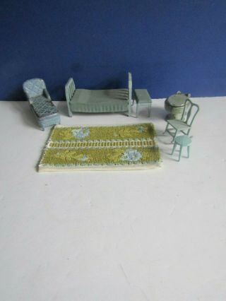 Vtg Tootsie Toy Doll House Furniture Blue Bedroom Chaise Lounge W Toilet