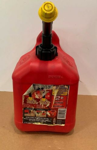 VINTAGE BLITZ 2 GAL.  8 OZ.  GAS/FUEL CAN WITH PRE - BAN VENTED SPOUT.  MADE IN USA 6