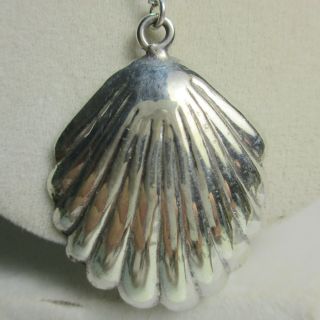 Vintage Hand Crafted Artisan 925 Sterling Silver Scallop Shell Necklace