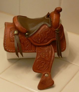 Vintage Toy Model Horse Leather Western Saddle Breyer Johnny West,  Barbie