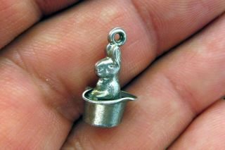 Vintage sterling silver BUNNY RABBIT MAGICIAN TOP HAT MAGIC TRICK charm 3