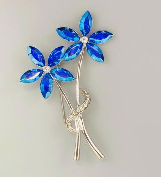 Vintage Avon Silver Tone Flower Brooch/ Pin With Blue Crystal Rhinestones