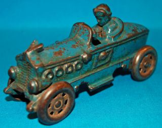 Vintage 1930s A.  C.  Williams Cast Iron Boat Tail Race Car Toy