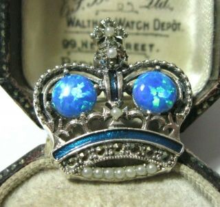 Sterling Silver Vintage Style Jewellery Marcasite Pearl Crown Brooch