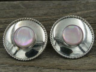 Vtg Navajo Johnson Yazzie Sterling Silver Pink Mother Of Pearl Concho Earrings