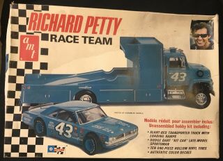 Vintage Amt Richard Petty Race Team