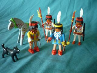 Playmobil Vintage Set Of 4 Native Americans