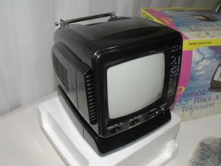 Vintage 1984 Portable Black & White TV/ AM/FM Radio Mdl KTV - 501 4