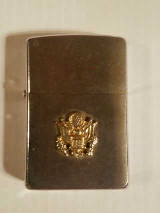Vintage 1993 Zippo Lighter U.  S.  Army Raised Gold Military Eagle Crest Logo 4