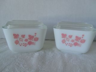 Vintage Pyrex Pink Gooseberry Refrigerator Dishes No.  501 - With Lids