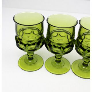 Vintage Set of 5 Green Glass Footed Goblets Wine Water Cocktail Drinkware 5