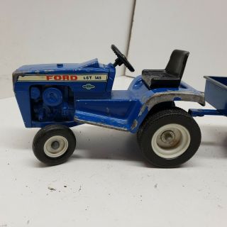 Vintage Ertl Ford LGT 145 Lawn and Garden Tractor and Trailer Cart 3