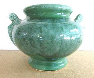 Vintage Mccoy Pottery Onyx Vase - Green Two Handled Urn - 6 1/2 " Tall - Signed