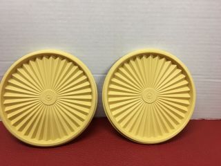 2 Vintage Tupperware 808 Gold Servalier Replacement Lids 6 5/8” Round Seal