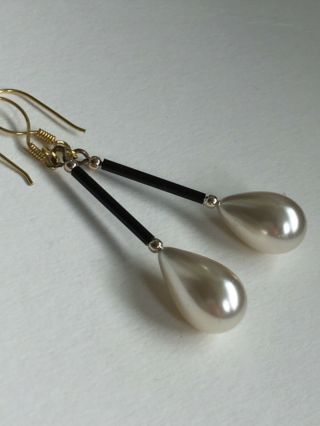 Art Deco Vintage Style Long Pearl,  Black Gold Vermeil Earrings