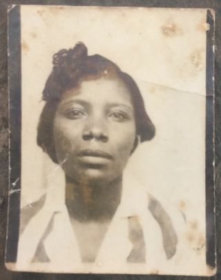 Vintage Found Photograph Photo Booth Of A Woman Strong Pose Black Americana