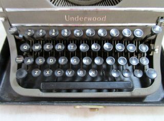Vintage Underwood Champion Typewriter Black Portable Missing Key 16 lbs 2