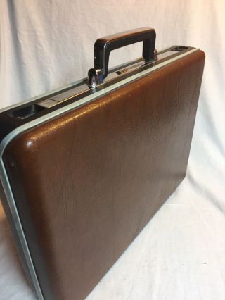 Vintage 70s 80s Samsonite Hard Shell Briefcase - Tan Light Brown Lock