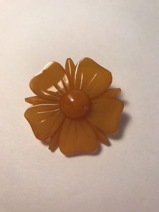 True Vintage Bakelite Butterscotch Broach Carved Yellow Flower Pin