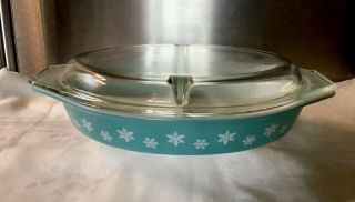 Vintage Pyrex Turquoise Snowflake Divided 1 1/2 Qt Casserole Dish W/ Lid,