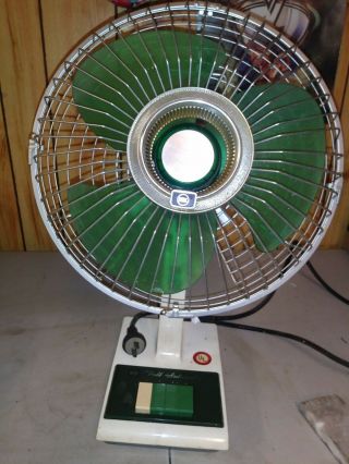 Kdk Automatic Oscillation Fan Vintage 3 Speed Metal Clips 12 " Blades 30dj