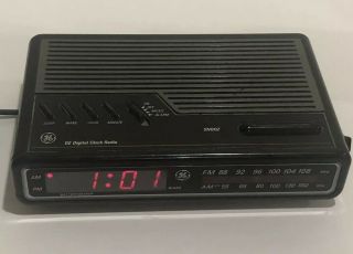 Vintage Ge 7 - 4612bkb Digital Alarm Clock Radio General Electric