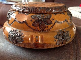 Unusual Vintage Style Wooden Box Very Decorative 3