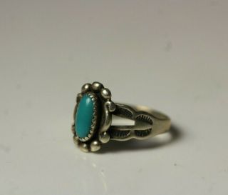 Vintage Navajo Bell Trading Sterling Silver & Turquoise Child ' s Ring Size 2.  75 3