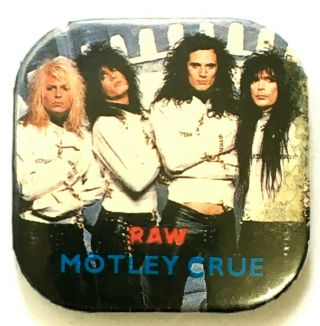 Motley Crue - Old Og Vtg 1980`s Square Button Pin Badge 32mm Raw