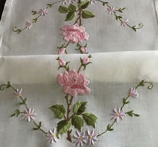 GORGEOUS VINTAGE LINEN HAND EMBROIDERED TRAY CLOTH PINK ROSES 4