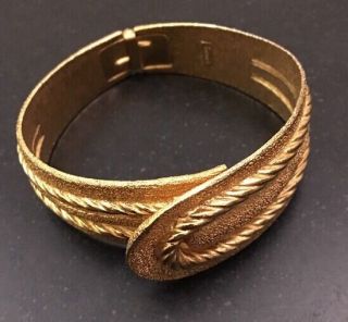 Crown Trifari Hinged Clamper Bangle Cuff Bracelet Rope Gold Tone Vintage