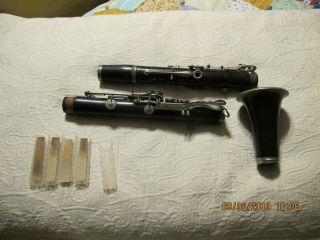 Vtg 3pc Evette Master Model Clarinet Parts/repair 2 Reeds Paris France