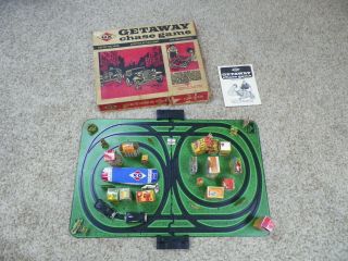 Vintage Sunray Dx Oil Co.  Getaway Chase Game Cars,  Buildings,  Board,  & Box 1960 
