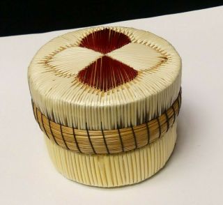 Vintage Ojibwa Indian So.  Canada Porcupine Quill Birch Bark Sweet Grass Box 5