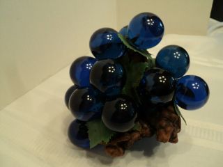 Gorgeous,  Vintage,  Retro,  Acrylic Lucite Glass,  Blue Grapes Cluster 2