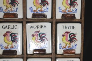 Vintage Hanging Spice Rack Fred Roberts Co.  Ceramic Chicken Rooster Wood Japan 5