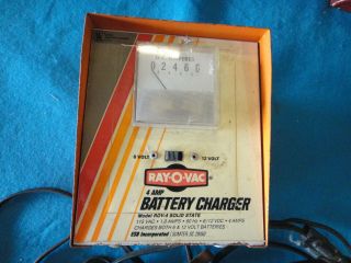Ray O Vac Vintage 4 Amp 6 & 12 Volt Battery Charger