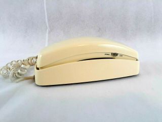 Att Landline Telephone 210 Trimline Corded Push Button Desk Wall Phone Beige Vtg